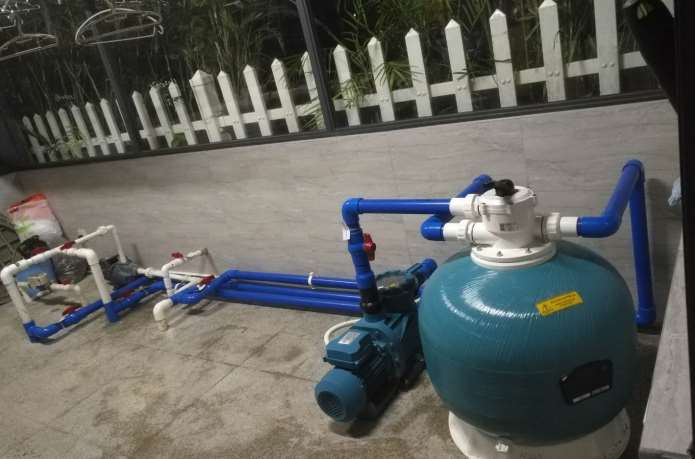 ?？诿酪晞e墅B3棟魚(yú)池過(guò)濾設(shè)備安裝工程